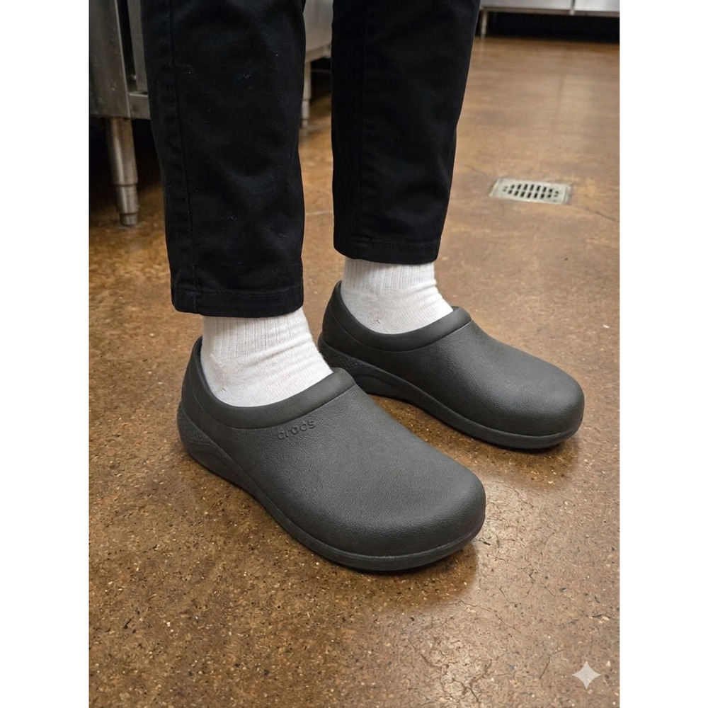 Crocs On-the-Job LiteRide Work Clogs - Black/Orange mens 9
